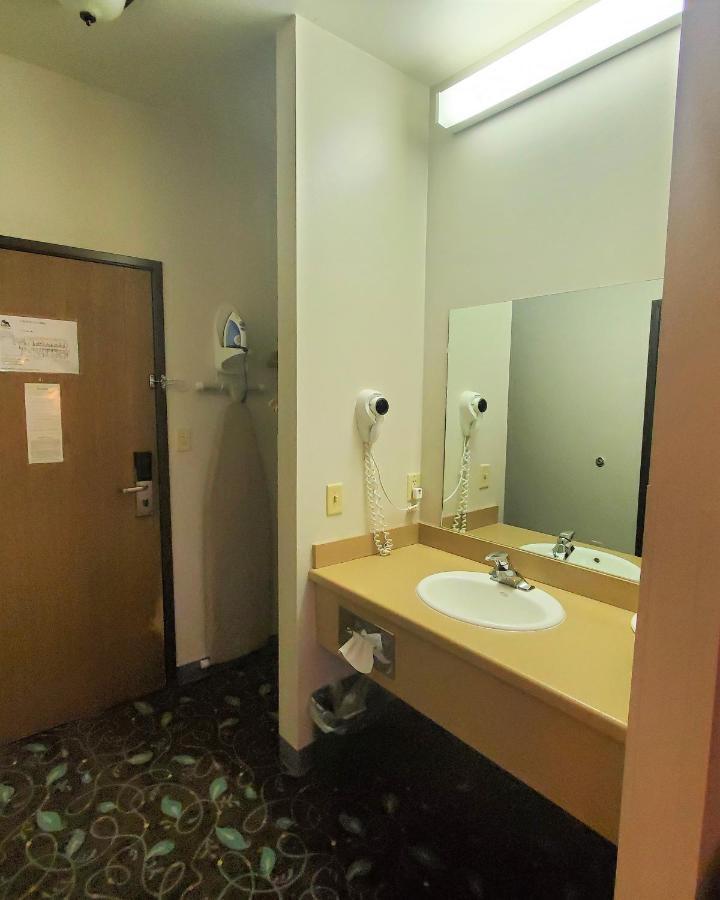 Quality Inn & Suites Pinedale Eksteriør billede
